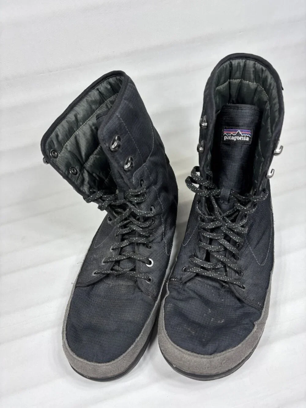 Patagonia Activist Puff High Waterproof Winter Boots Black Smoked Green Mens 13